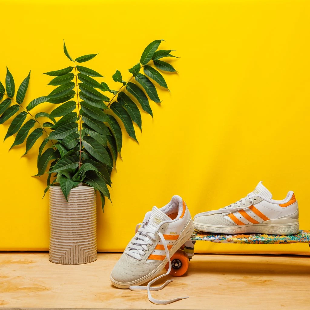 Gazelle Bold in powder pink suede